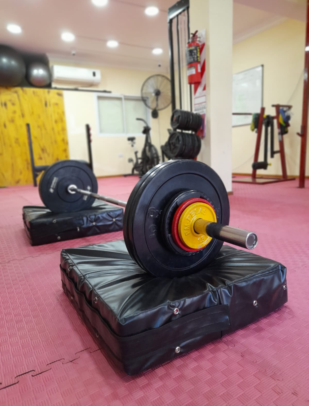 Zona de pesas de Attitude Gym